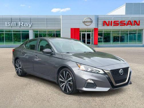 Gun Metallic 2021 Nissan Altima SR FWD