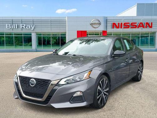 Gun Metallic 2021 Nissan Altima SR FWD