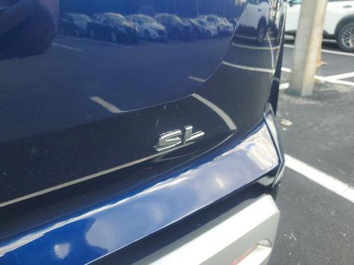 2022 Nissan Pathfinder SL 2WD