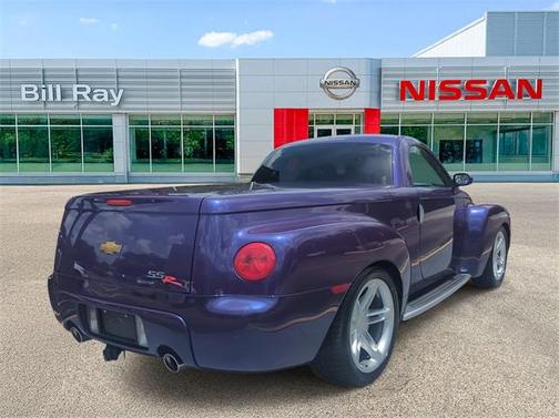 2004 Chevrolet SSR Base