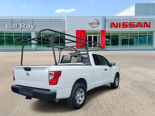 2022 Nissan Titan S