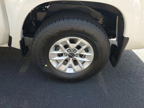 Glacier White 2026 Nissan Frontier S