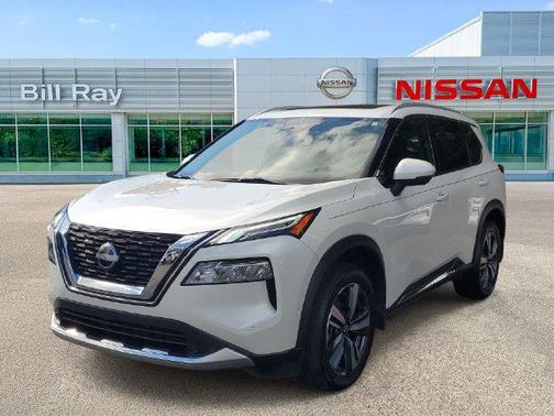 Pearl White 2023 Nissan Rogue Platinum