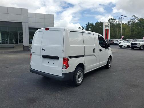 2021 Nissan NV200 S