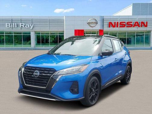 Electric Blue Metallic/Super Black 2023 Nissan Kicks SR