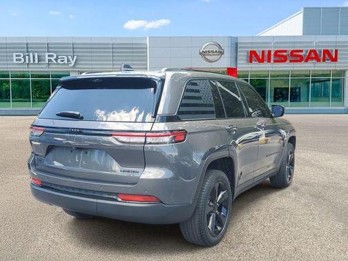 Baltic Gray Metallic Clearcoat 2022 Jeep Grand Cherokee Limited