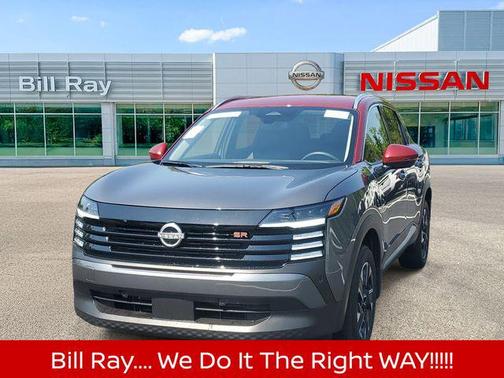 Gun Metallic/Scarlet Ember Tintcoat 2025 Nissan Kicks SR