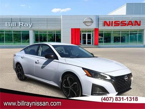 2023 Nissan Altima SR FWD