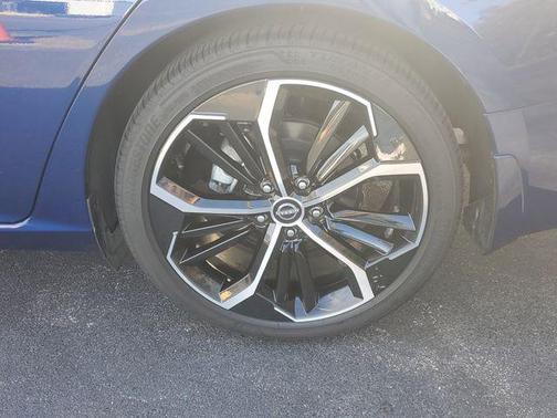 2024 Nissan Altima SR FWD