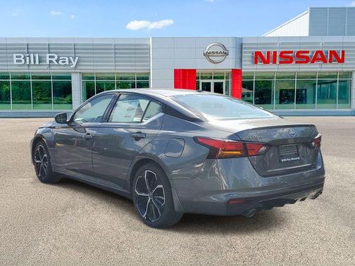 Gun Metallic 2026 Nissan Altima SR FWD