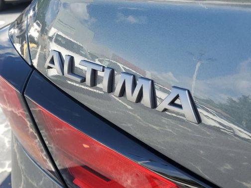 Gun Metallic 2026 Nissan Altima SR FWD