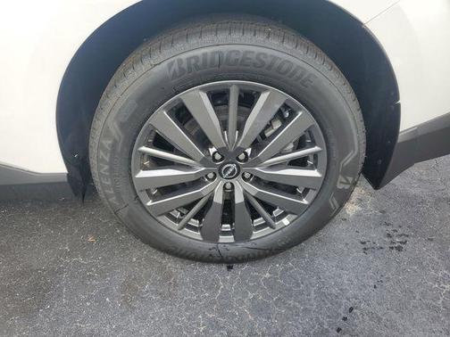 Everest White Pearl Tricoat 2026 Nissan Murano SL