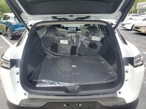 Everest White Pearl Tricoat 2026 Nissan Murano SL
