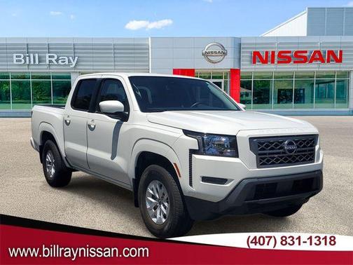 Glacier White 2024 Nissan Frontier SV