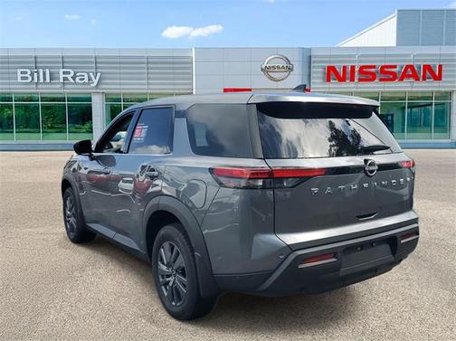 2024 Nissan Pathfinder S FWD