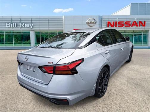 2024 Nissan Altima SR FWD