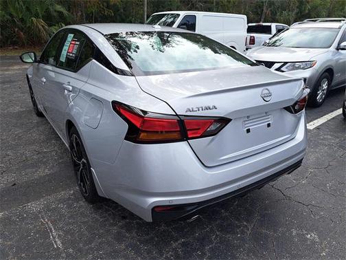 2024 Nissan Altima SR FWD