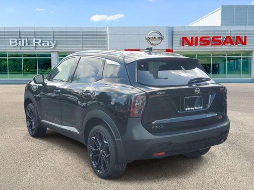 Super Black 2026 Nissan Kicks SR