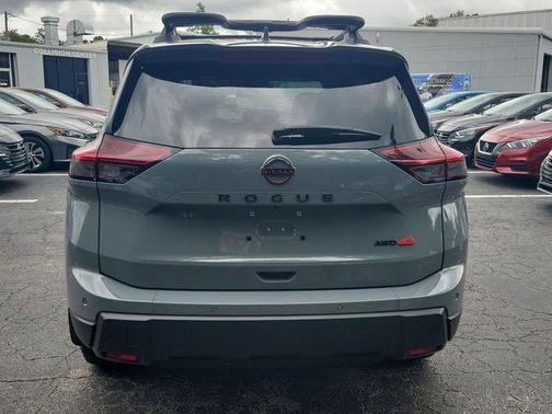 Boulder Gray Pearl 2025 Nissan Rogue Rock Creek