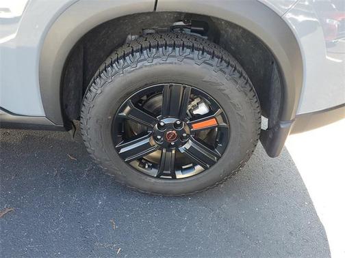 Boulder Gray Pearl 2025 Nissan Rogue Rock Creek