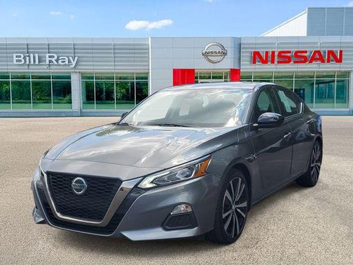 Gun Metallic 2021 Nissan Altima SR FWD