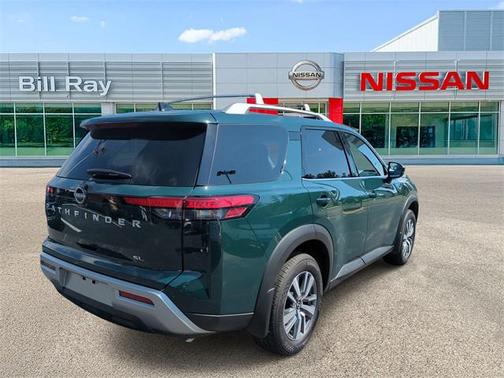 2024 Nissan Pathfinder SL FWD