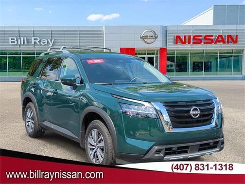 2024 Nissan Pathfinder SL FWD