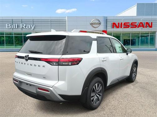 2025 Nissan Pathfinder SL FWD