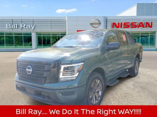 Tactical Green Metallic 2024 Nissan Titan SV