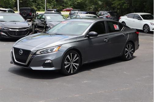 2020 Nissan Altima SR FWD