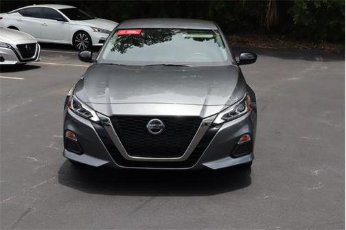 2020 Nissan Altima SR FWD