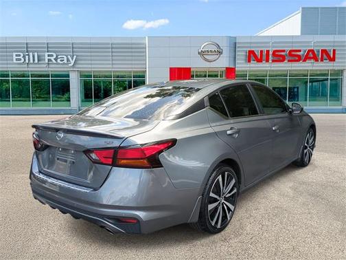2020 Nissan Altima SR FWD