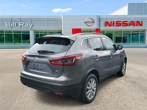 2022 Nissan Rogue Sport SV