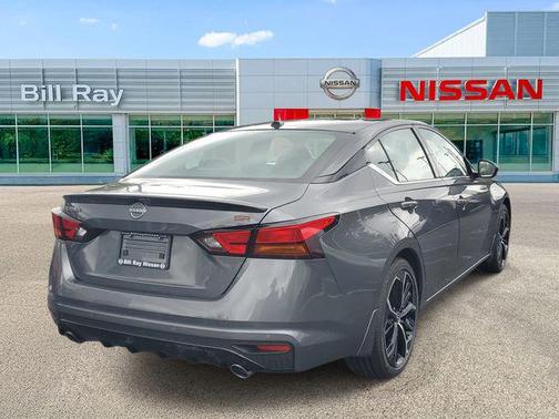 Gun Met/Super B 2026 Nissan Altima SR FWD