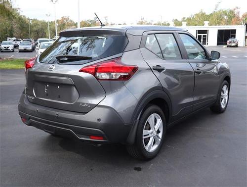 2020 Nissan Kicks S