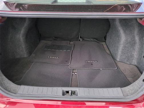 2023 Nissan Versa 1.6 S