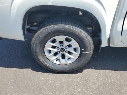 2025 Nissan Frontier S