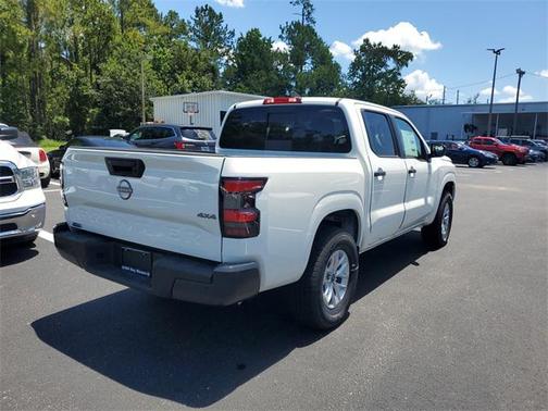 2025 Nissan Frontier S