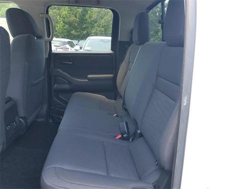2025 Nissan Frontier S