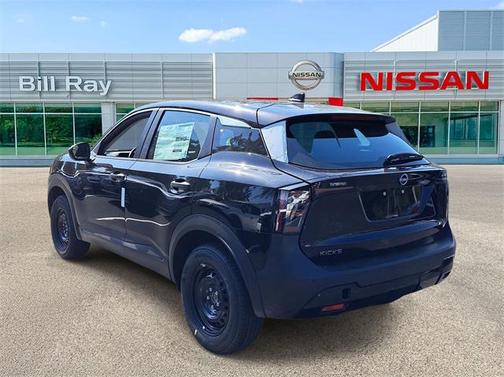 2025 Nissan Kicks S