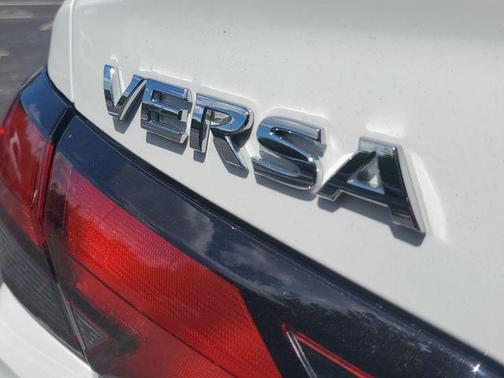 Fresh Powder 2025 Nissan Versa 1.6 S