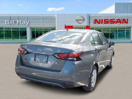 Gun Metallic 2025 Nissan Versa 1.6 S