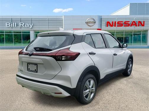 2025 Nissan Kicks S