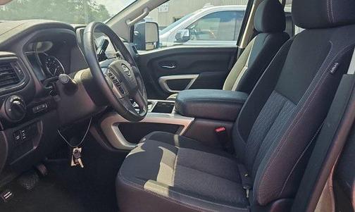 2024 Nissan Titan SV