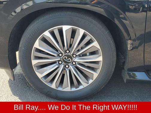 2025 INFINITI QX80 SENSORY AWD