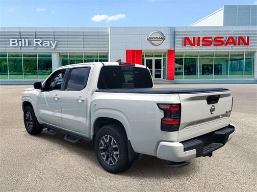 2024 Nissan Frontier SL