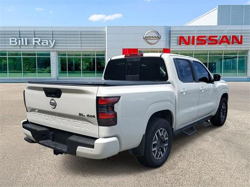 2024 Nissan Frontier SL