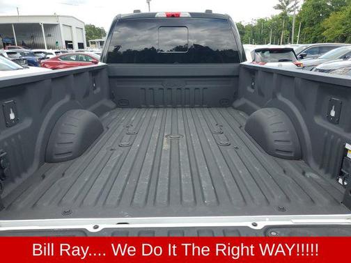 Oxford White 2023 Ford F-450 Lariat