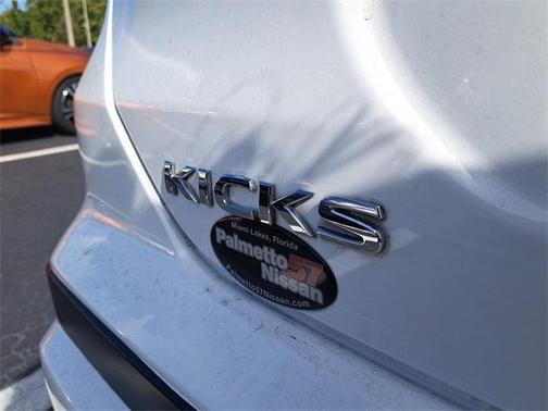 2022 Nissan Kicks S