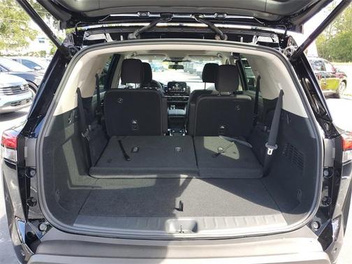 2025 Nissan Pathfinder SV FWD